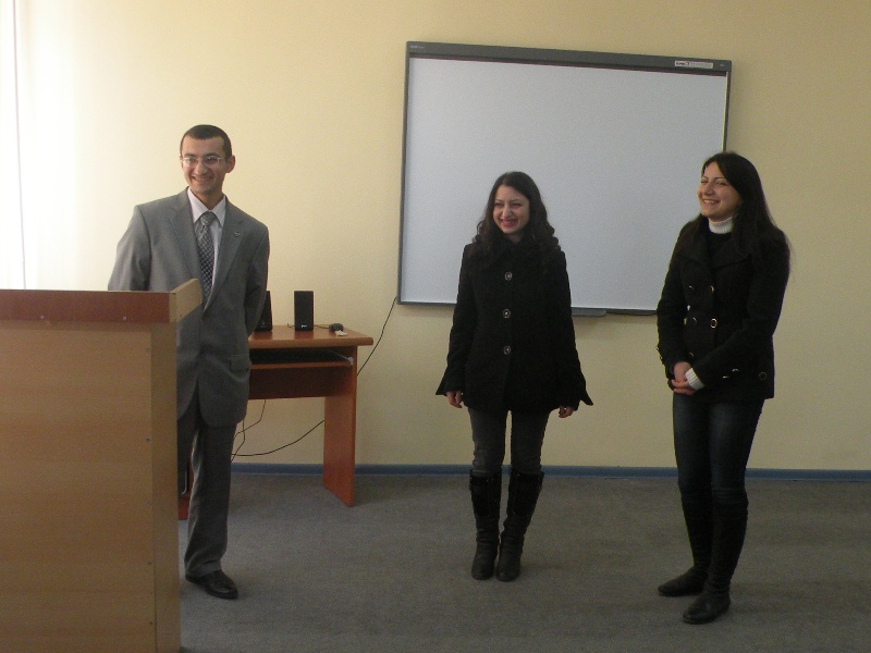 Պարգևատրվեցին մասնաճյուղի ուսանողները