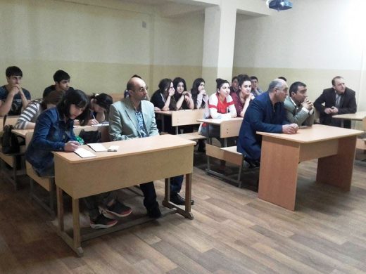 Զեկուցում կարդաց «Ինֆորմատիկա և կիրառական մաթեմատիկա» մասնագիտության 1-ին կուրսի ուսանողուհի Դիանա Գասպարյանը