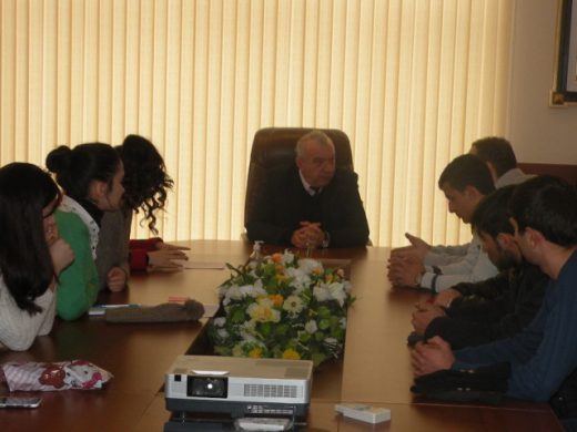 Կայացավ ԵՊՀ ԻՄ-ի ուսանողական կառույցների հետ տնօրենի հանդիպումը