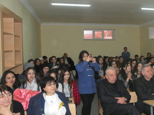 «ԱԼԳ» և «ՖԼԳ» մասնագիտությունների ուսանողները  հանդես եկան համերգային ծրագրով