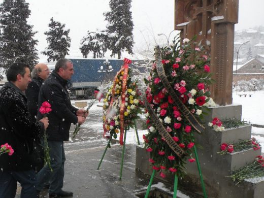 Շնորհավո՛ր տոնդ, Հայո՛ց 25-ամյա բանակ