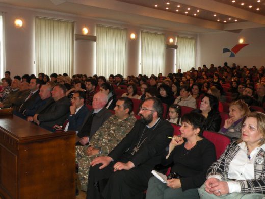 Իսրայելի «Շարլոտտա» երգչախումբը հյուրընկալվեց ԵՊՀ Իջևանի մասնաճյուղում և իր համերգային ծրագիրը ներկայացրեց Տավուշի մարզպետարանում