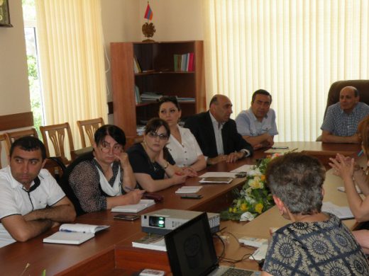 Կայացավ ֆակուլտետների դեկանների և մասնագիտությունների  կրթական ծրագրերի պատասխանատուների հետ քննարկում