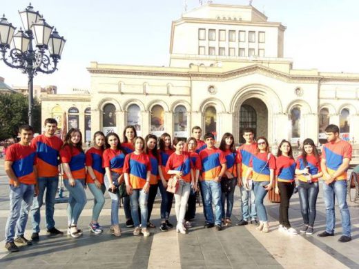 ԵՊՀ ԻՄ-ի ուսանողական կառույցները ՀՀ պետական խորհրդանիշների օրվան նվիրված տոնակատարությանը
