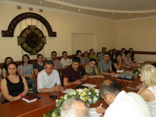 Կայացավ Հումանիտար գիտությունների ֆակուլտետի  գիտական խորհրդի ընդլայնված նիստը