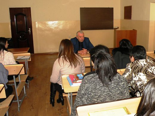 Հանդիպում Հումանիտար գիտությունների  ֆակուլտետի դասախոսների հետ