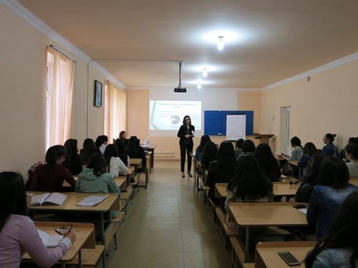 Մասնաճյուղում ընթանում է «Մարզային երիտասարդների գործազրկության հաղթահարումն անհատական զարգացման միջոցով» դասընթացը